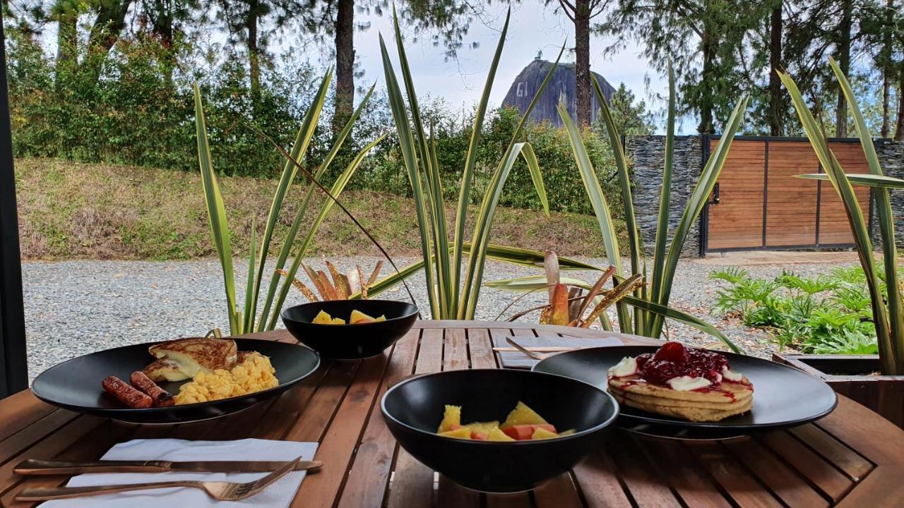 Domus Glamping Guatape Hotel ภายนอก รูปภาพ