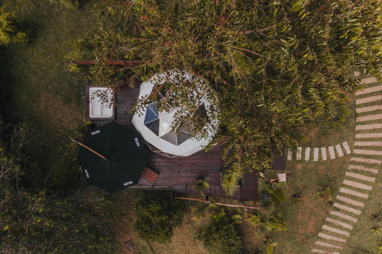 Domus Glamping Guatape Hotel ภายนอก รูปภาพ