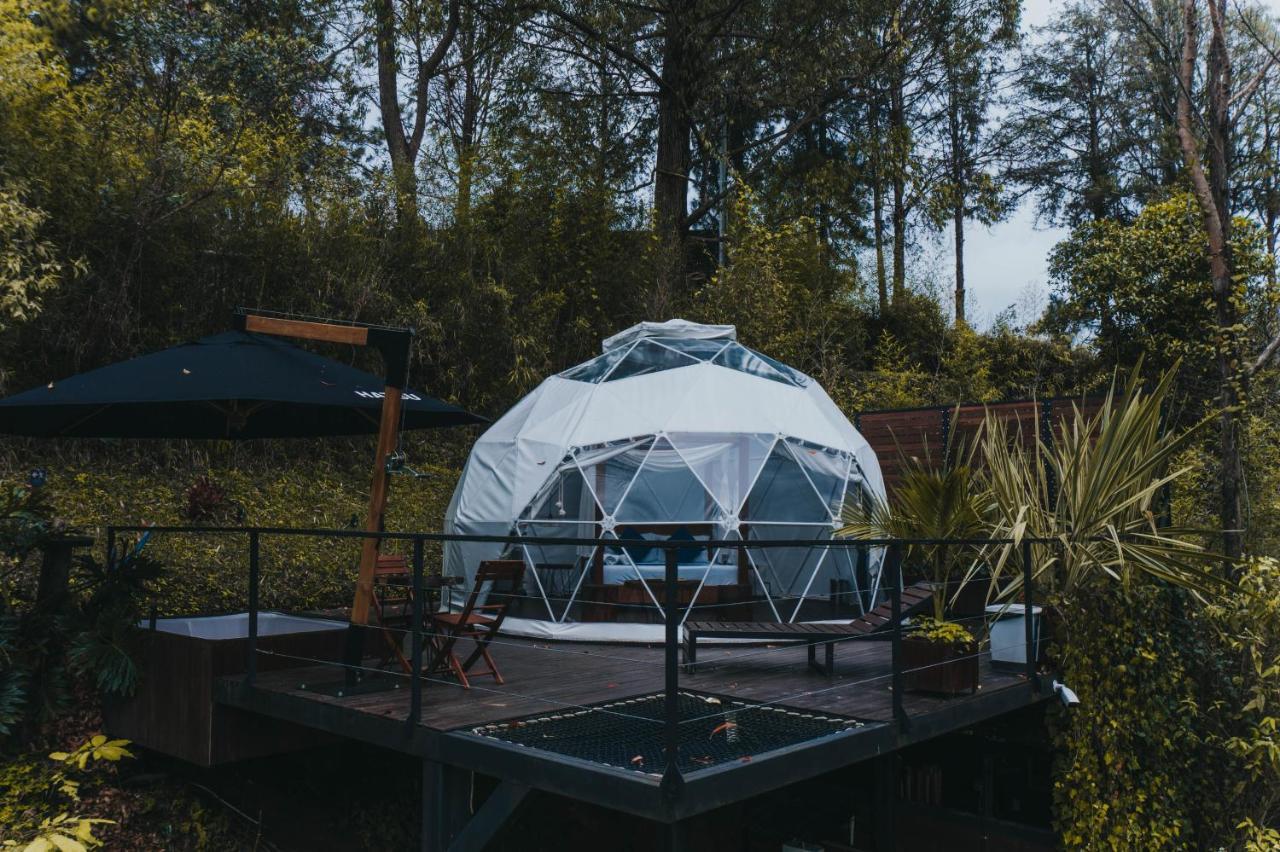 Domus Glamping Guatape Hotel ภายนอก รูปภาพ