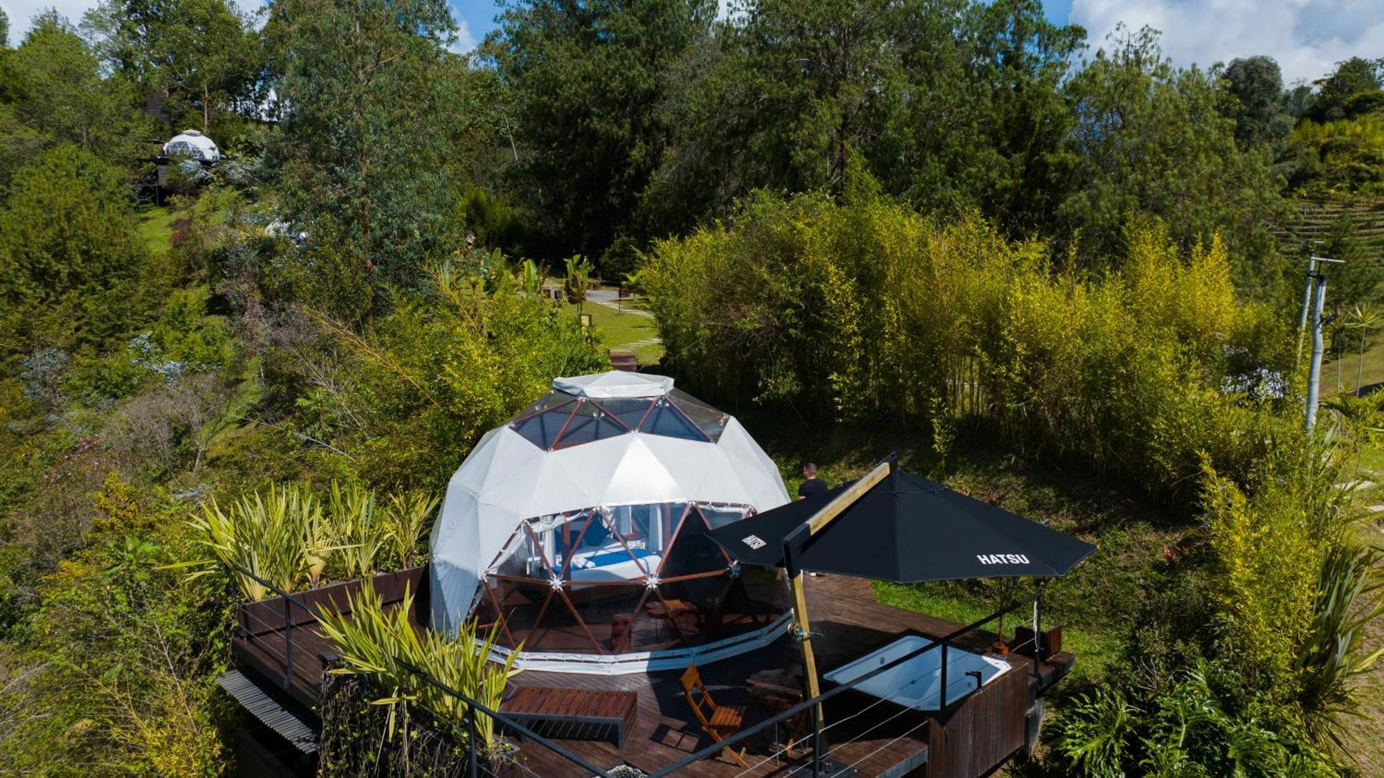 Domus Glamping Guatape Hotel ภายนอก รูปภาพ